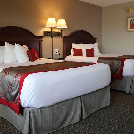 Ramada Plaza By Wyndham Hagerstown Hotel Buitenkant foto